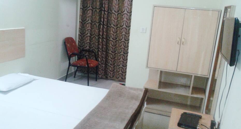 Hotel Shikhar Palace, Bhopal 5